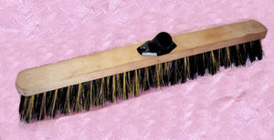 Щетка для пола, L500мм машинной кустопосад-ки с пластмассовым держателем без черенка 