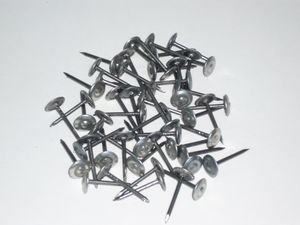 Гвоздь мебельный