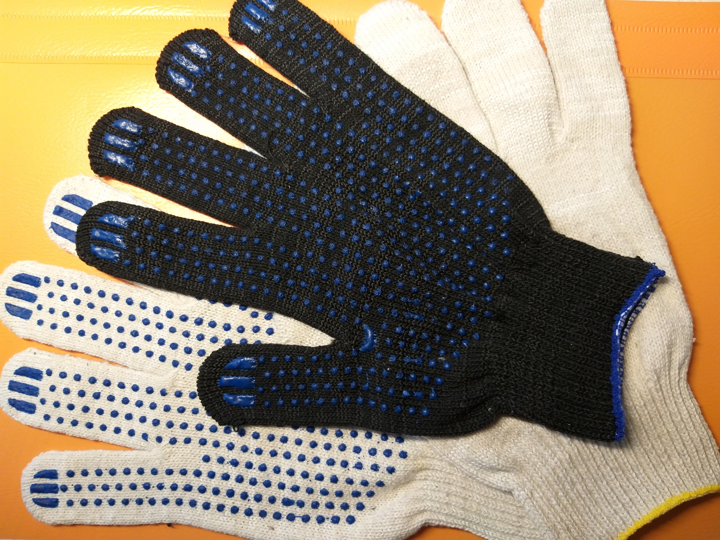 Перчатки вязаные