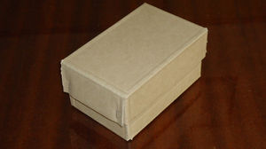 Коробка  100*50*50 