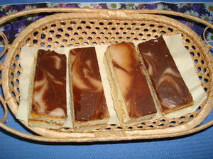 Пирожное песочное с фруктовой начинкой