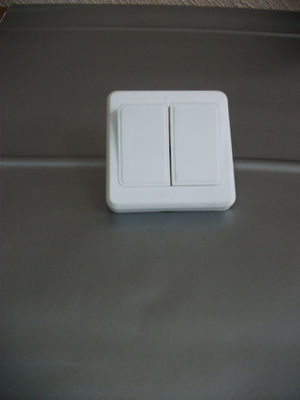 Выключатель сткрытой установки двухклавишный