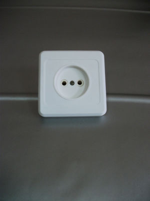 Розетка сткрытой установки одноместная