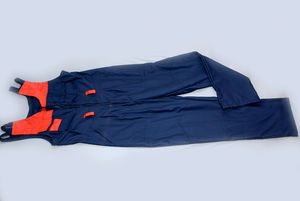 Полукомбинезон