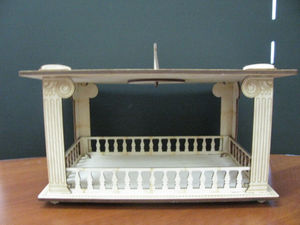 Кормушка для птиц "Римская"