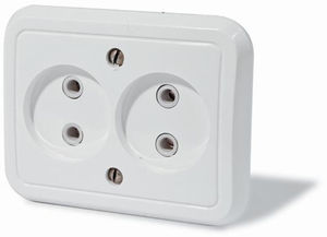 Розетка скрытой установки двухместная, серия Москвичка, цвет белый