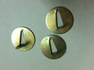 Кнопка толевая