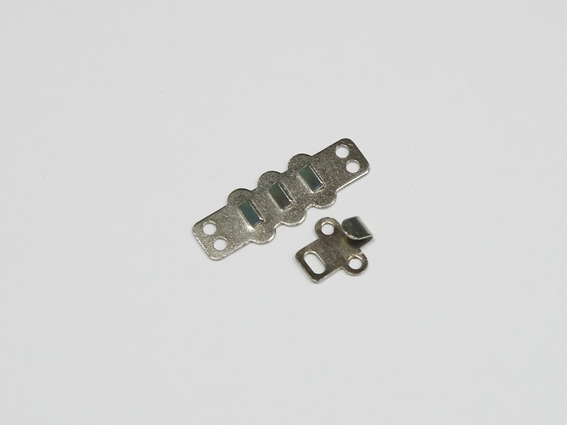 Крючок и петля для легкой одежды