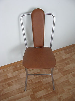 Стул столовый