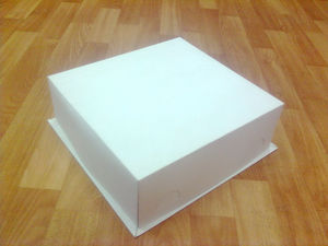 Коробка тортовая