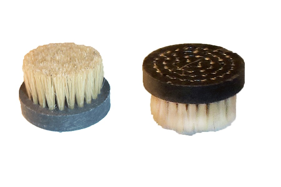 Щетка для чистки медалей