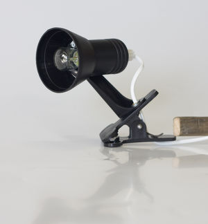 Светильник на прищепке в индивидуальной упаковке с лампочкой НДБ 61-15-003