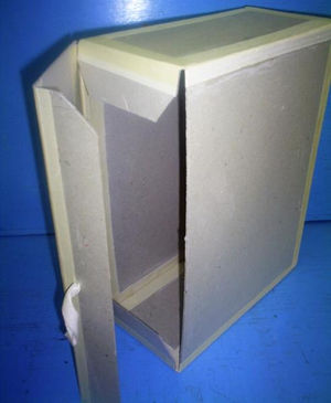 Коробки архивные 