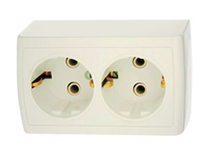 Розетка открытой установки с аземляющим контактом двухместная РА16-760