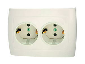 Розетка скрытой установки двухместная с заземляющим контактом, защитной шторкой РС16-187