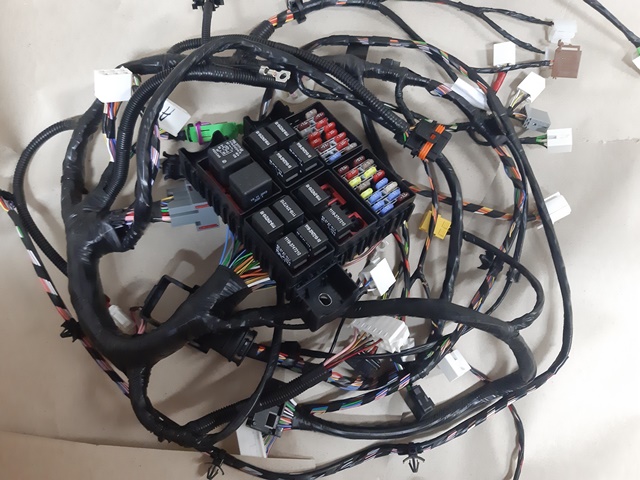 Жгут проводов панели приборов