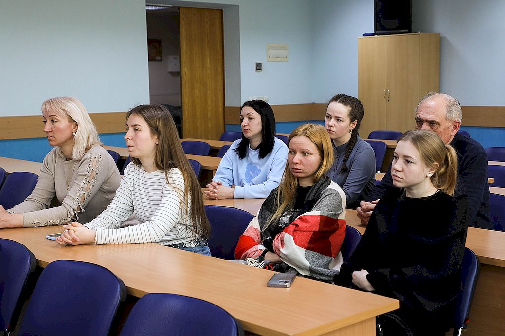 Гости из ЛНР на встрече с президентом ВОС В. В. Сипкиным в Институте Реакомп